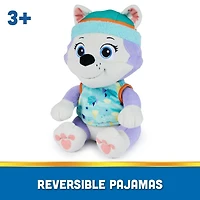 PAW Patrol, Bedtime Plush Everest, Animal en peluche de 25,4 cm avec tenue réversible, jouets pour les garçons et les filles à partir de 3 ans
