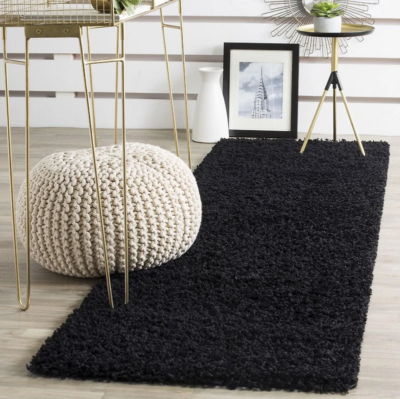 Safavieh Athens Solid Plush Shag Area Rug