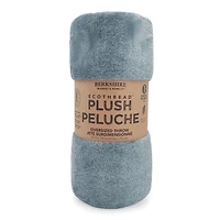 ECO PLUSH OVERSIZED THROW
