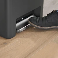 Poubelle de cuisine Rubbermaid de 49 litres avec couvercle à pédale, conteneur charbon 13 gallons