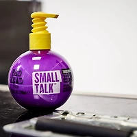 Crème épaississante Small Talk™ de Bed Head pour cheveux fins 8,12 oz liq.