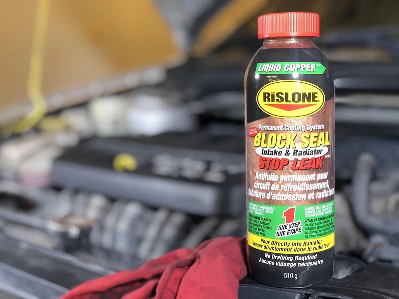Rislone Block Seal Liquid Copper Intake & Radiator Stop Leak, Repairs leaks in radiators.