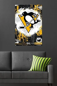 NHL Pittsburgh Penguins - Maximalist Logo 23 Wall Poster, 22.375" x 34"