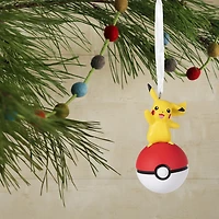 Décoration de Noël – Hallmark – Pikachu sur un ballon Poké – Disney – Exclusivité Walmart