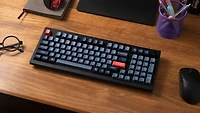Keychron V5 Max Clavier mécanique sans fil RVB remplaçable à chaud interrupteur rouges cadre en ABS avec interrupteur disposition 96% noir carbone V5M-D1