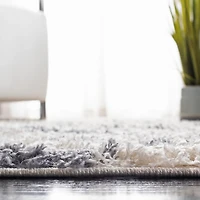 Safavieh Venus Avaline Abstract Shag Area Rug