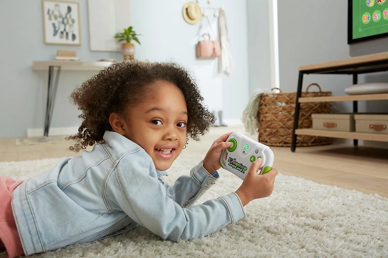 LeapFrog L'aventure LeapLand- Jeu vidéo d’apprentissage pour téléviseur, contrôleur sans fil avec clé de jeu HDMI