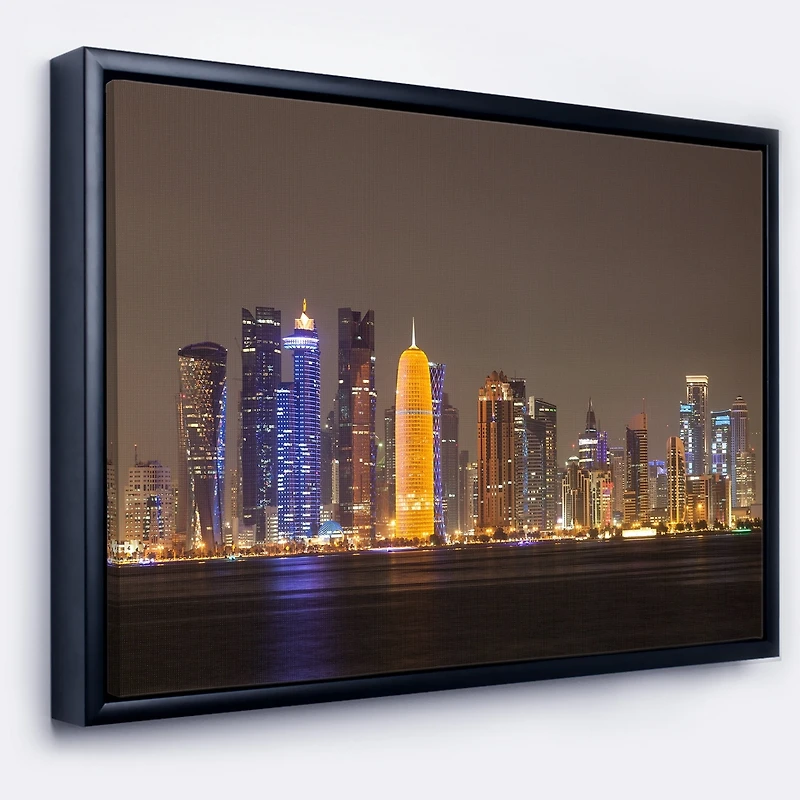 Design Art La Ligne D'Horizon De La Ville De Doha À La Nuit Qatar  Sur Toile Encadrée
