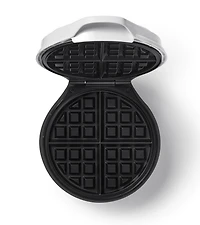 Starfrit Electric Waffle Maker - 7" Ceramic Non-Stick Cooking Surface - Scratch Resistant - 900W - White, CERAMIC WAFFLE MAKER