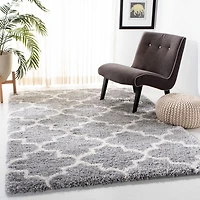 Safavieh Fontana Hilda Geometric Plush Shag Area Rug