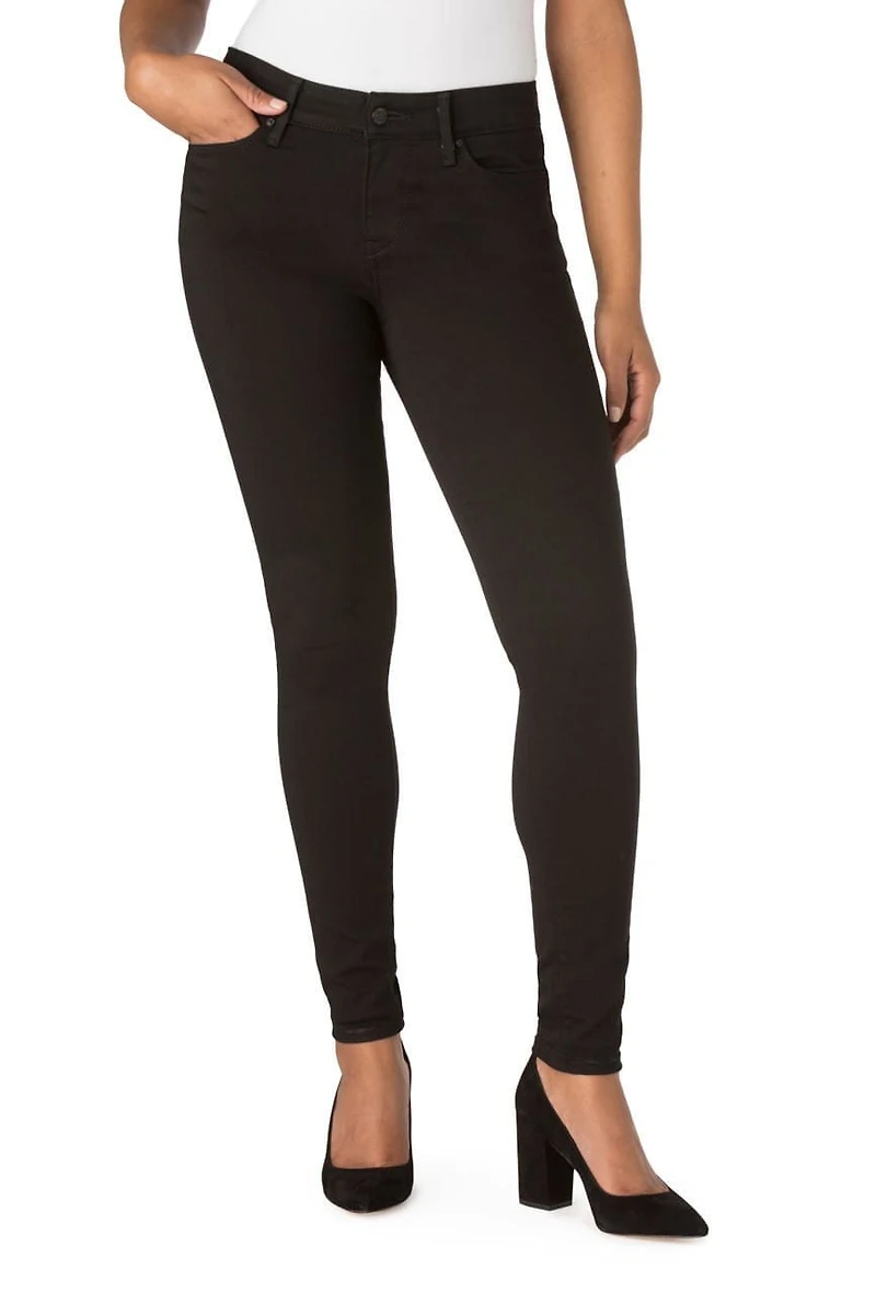 Levi Strauss Signature.™ Women's Modern Skinny, Sizes 4-18