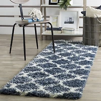 Safavieh Montreal Lennart Geometric Shag Area Rug