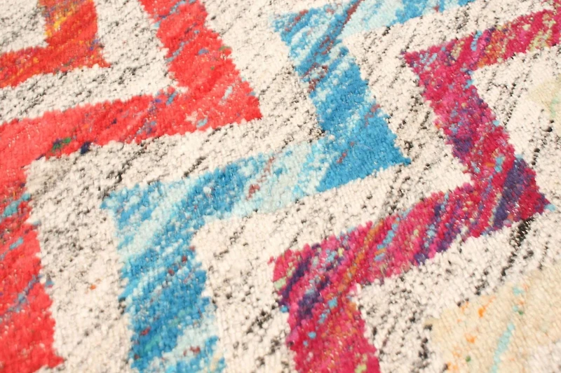 ECARPETGALLERY Tapis Fait à la Main pour Salon, Salle à Manger et Chambre à Coucher Transitionnel Collection Sari Silk 5'2" x 7'2" en Ivoire