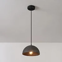 Luminaire suspendu à 1 ampoule avec abat-jour au fini béton et cordon de suspension en tissu noir
