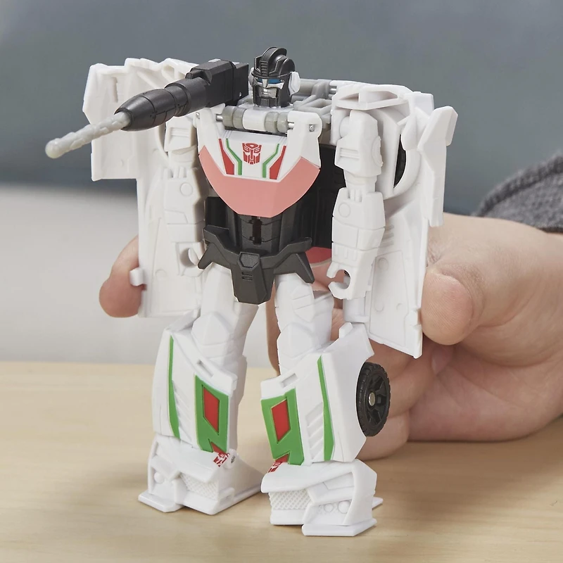 Transformers Bumblebee Cyberverse Adventures, figurine Wheeljack Action Attackers de 10,5 cm à conversion 1 étape et attaque Gravity Cannon