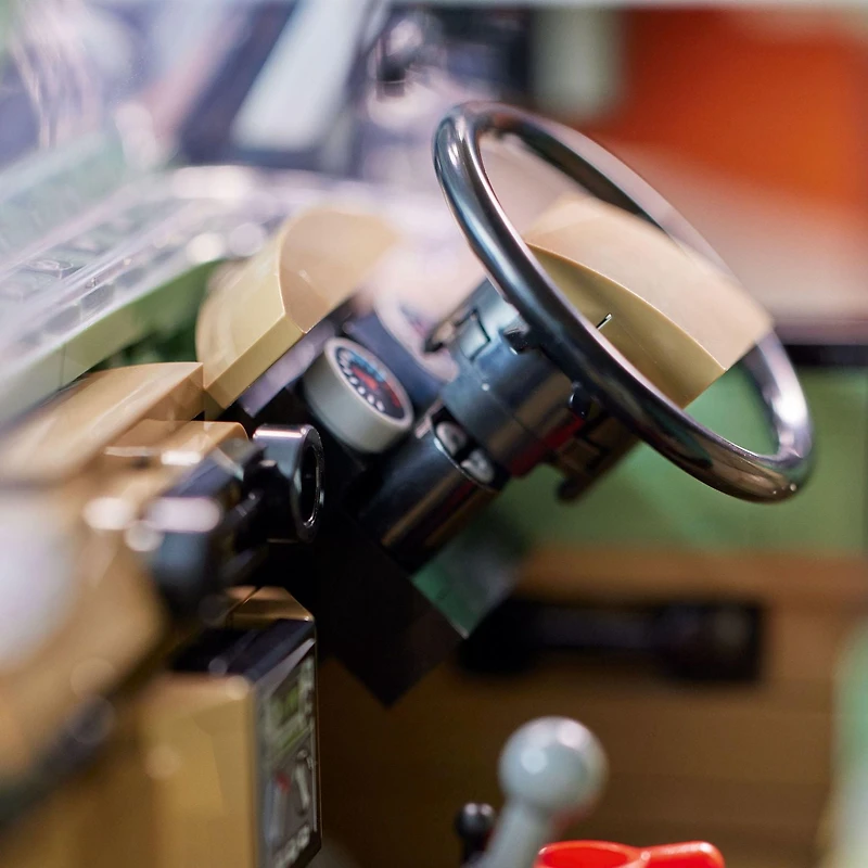 LEGO Icons Land Rover Classic Defender 90 10317 Model Car Building Set for Adults and Classic Car Lovers, this Immersive Project based on an Off-Road Icon Makes a Great Graduation Gift for Him or Her