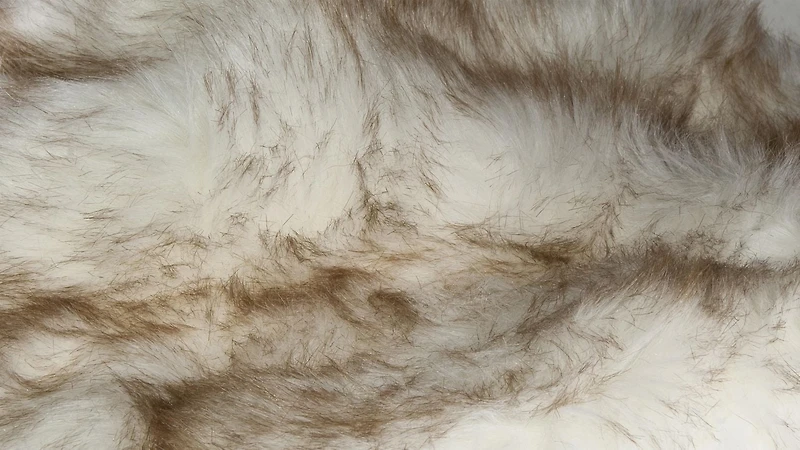 H-Luxe Hudson Faux Fur2'X3' Rug