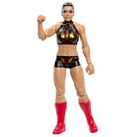 Figurine WWE Lyra Valkyria, Main Event Series #155 Superstar de collection 6 pouces avec articulation