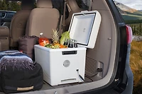 Koolatron Glacière/réchauffeur électrique 12 V, réfrigérateur thermoélectrique pour voiture 42 L (45 pintes), mini réfrigérateur portable, gris