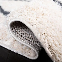Safavieh Venus Nanda Geometric Shag Area Rug