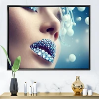 Designart Plan de pierres précieuses sur les lèvres de la femme ART MURAL À CADRE FLOTTÉ