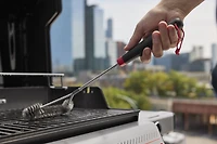 Spirit® E-325 Gas BBQ Grill (Natural Gas)