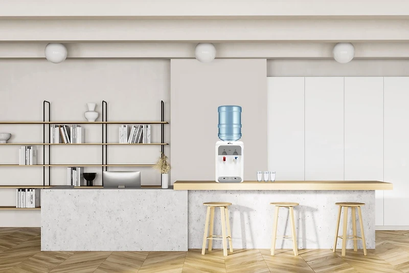 Distributeur d'eau compact de comptoir par Royal Sovereign