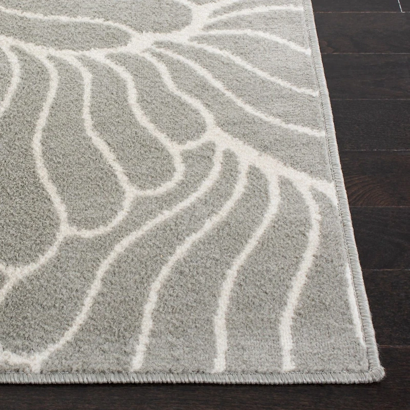 Safavieh Pyramid Katherina Floral Area Rug