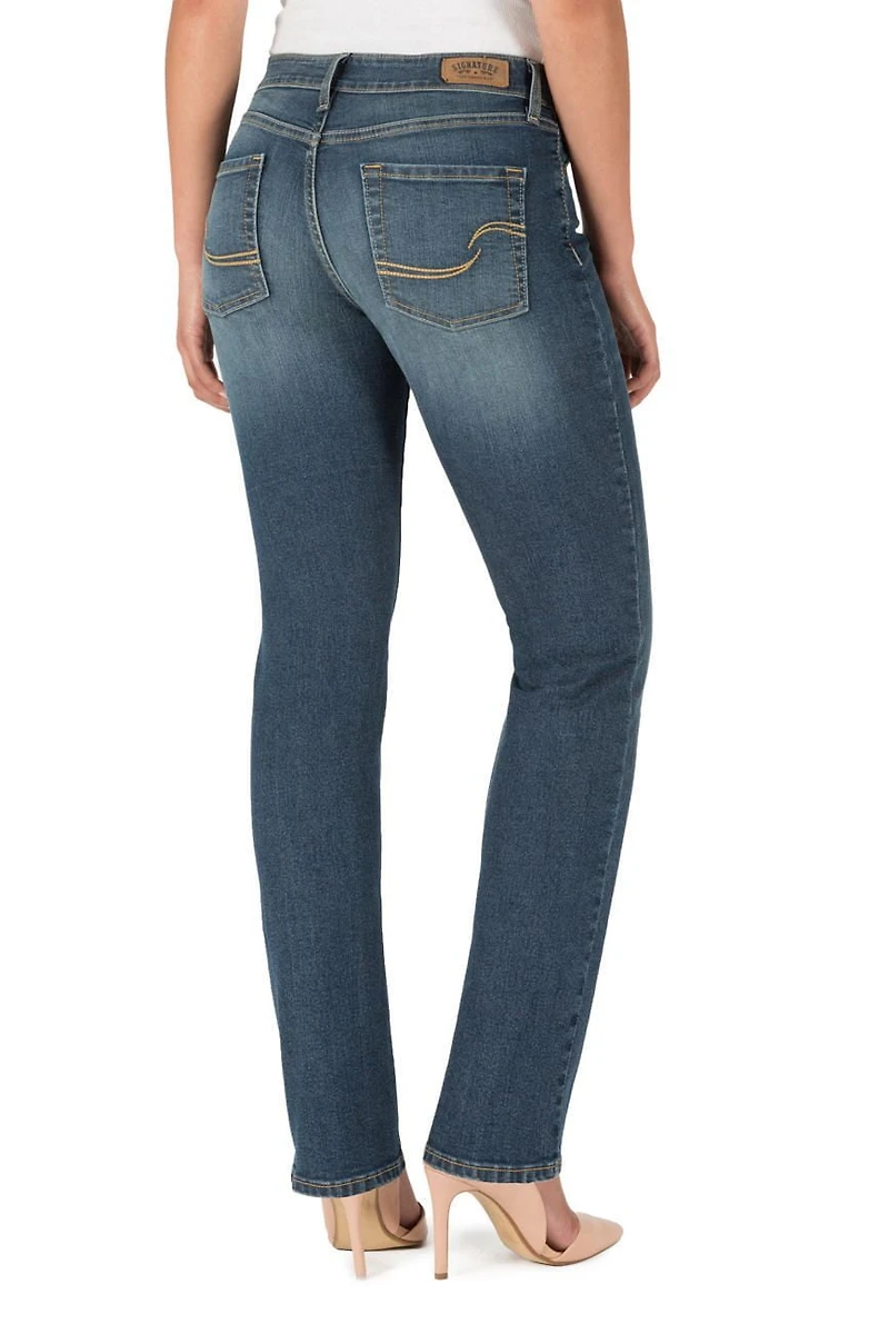Jean à coupe droite Signature par Levi Strauss & Co. pour femmes