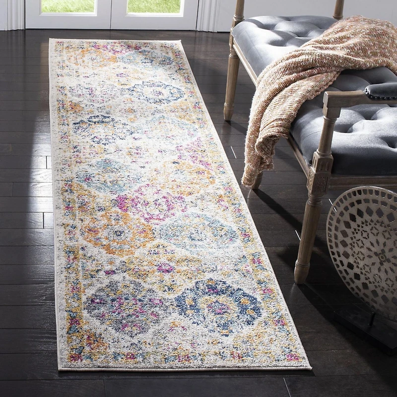 SAFAVIEH Madison Judith Geometric Floral Area Rug