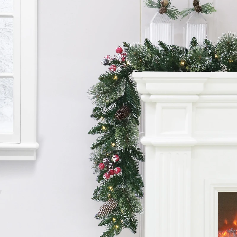 Holiday Time Guirlande givrée préilluminée de 2,74 m, vert, DEL Guirlande givrée préilluminée de 2,74 m