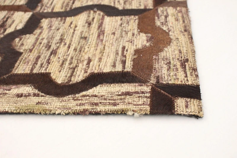 ECARPETGALLERY 4'6" x 6'6" Transitional Cowhide Patchwork Handmade Area Rug for Living Room, Dining Room and Bedroom in Brown