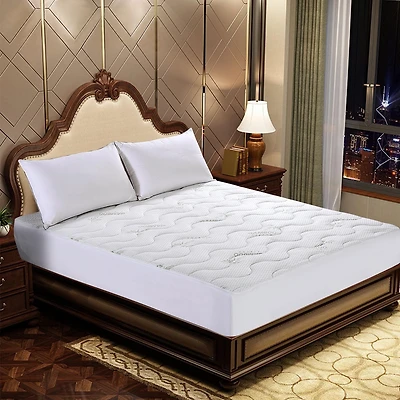 Premium Luxury Ultra Soft Quilted Waterproof All Season Rayon from Bamboo Fitted Mattress Pad
