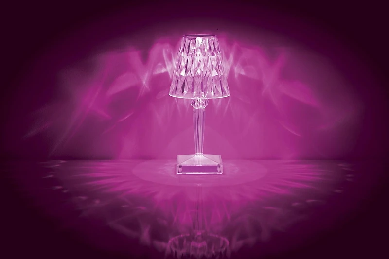 Lampe tactile à DEL en cristal multicolore de 10 po de Merkury Innovations .Lampe tactile LED en cristal