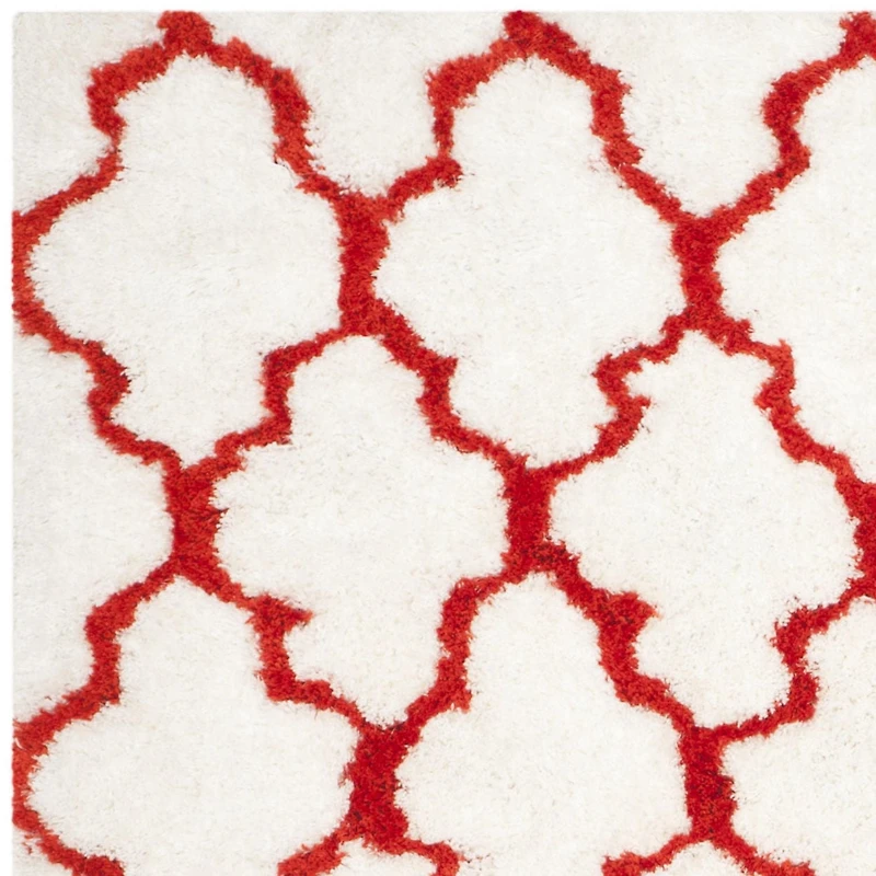 Safavieh Barcelona Anabelle Geometric Shag Area Rug