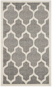 Safavieh Amherst Roderick Geometric Area Rug