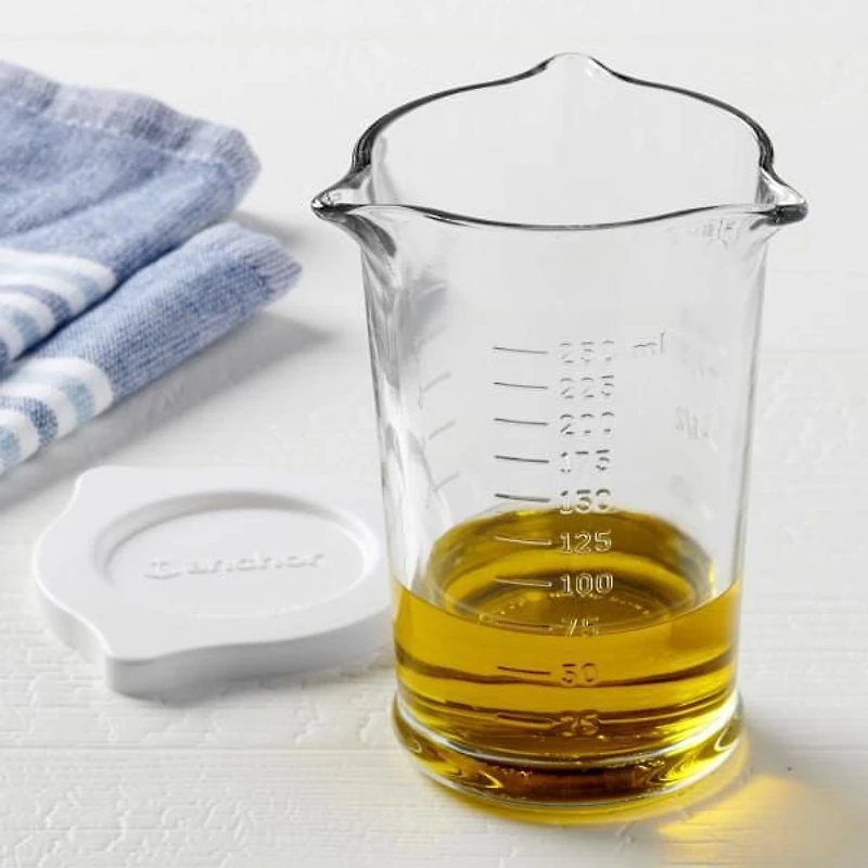 Anchor Hocking 8oz Triple Pour Measuring Cup with Lid, 8oz Triple Pour Measuring Cup with Lid