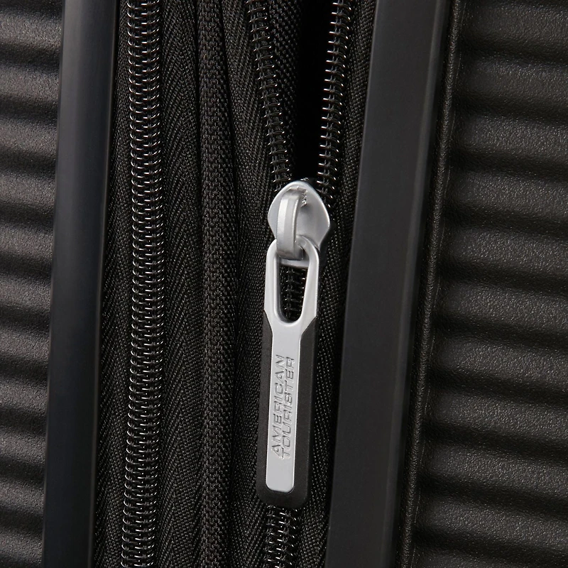 American Tourister Curio Spinner Moyen