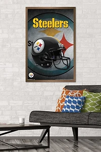 NFL Pittsburgh Steelers - Helmet 16 Wall Poster, 22.375" x 34"