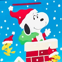 Paquet de sacs-cadeaux Hallmark de Noël, Peanuts (4 grands sacs de 13 po, 2 motifs) Snoopy, Woodstock, Charlie Brown et ses amis