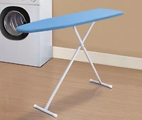Mainstays Planche à repasser en T, Structure pliable pour un rangement facile, Pied en T pour une base de repassage stable et une suspension facile, autoportant Taille du produit assemblé :137,16 cmx33,02 cmx 68 cm-90 cm; Revêtement en poudre blanc et revêtement en tissu bleu