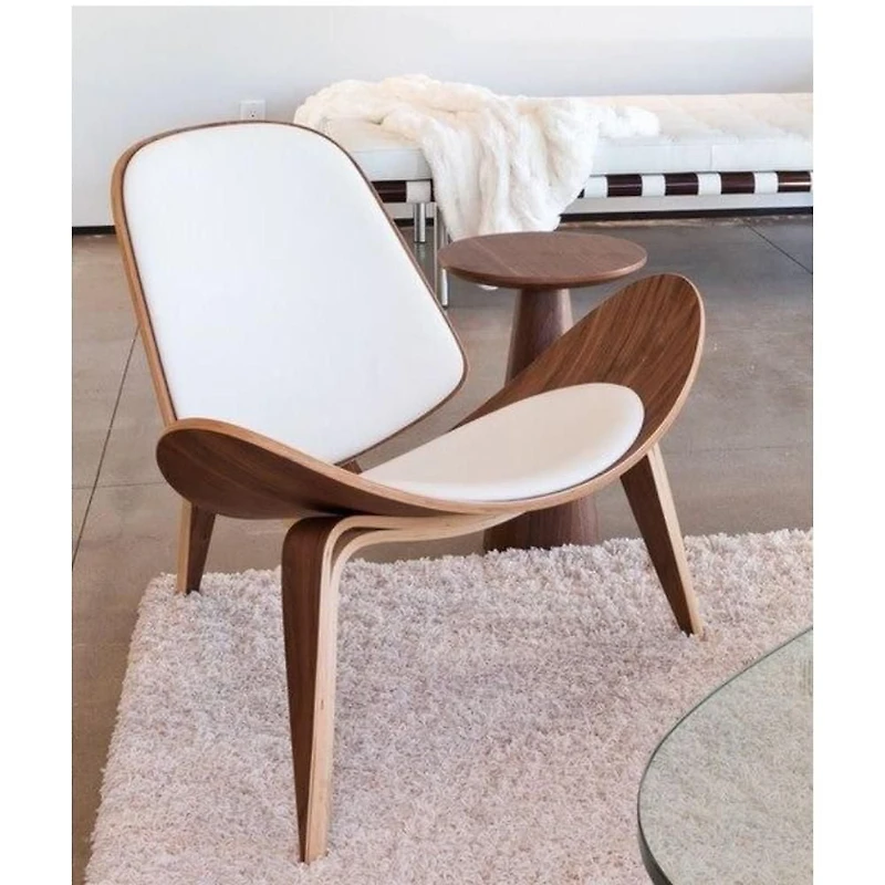 Chaise de salon shell Plata Décor Import en blanc