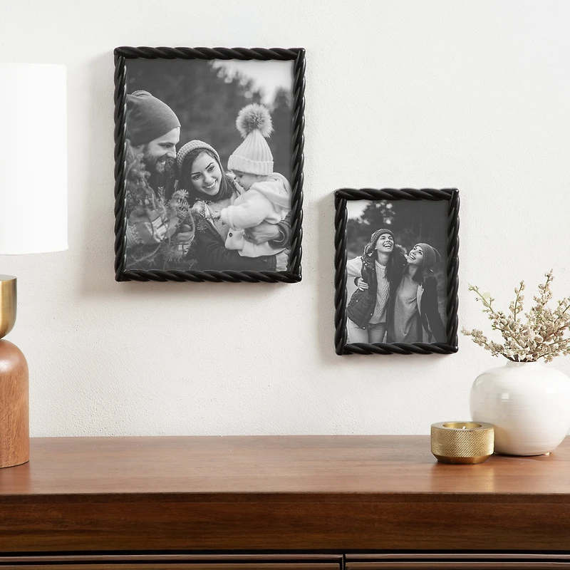 Cadre à photos noir tressé Saltana de 20,3 cm x 25,4 cm pour table SALTANA 8X10 BLK - FRENCH