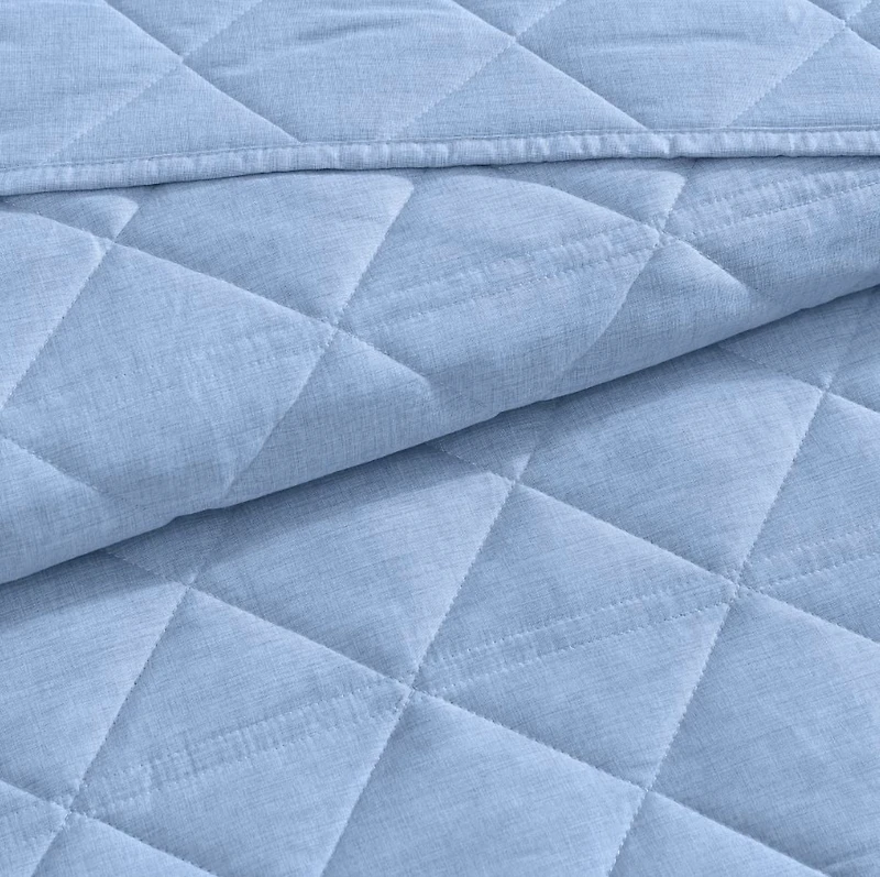 Social Standard by Sanctuary 3 Piece Quilt Set, Chambray Weave, Geo Diamond Quilt Pattern, Easy Care, Wrinkle Resistant