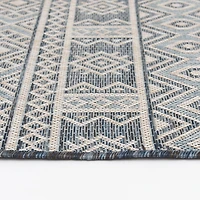 Hayweld Lagoon Blue and Beige Woven Indoor/Outdoor 5'x7' Area Rug