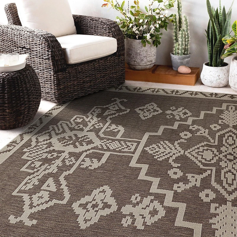 Tapis d'extérieur d'intérieur 7 pi 7 po x 10 pi 10 po, Metson, Sépia
