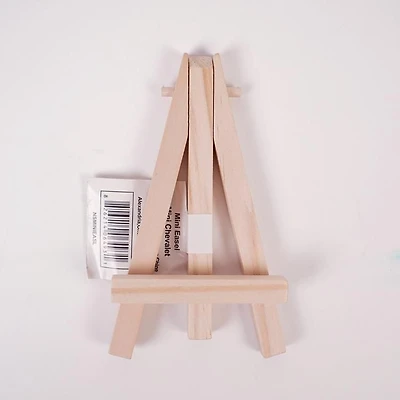 North Shore's wooden mini easel