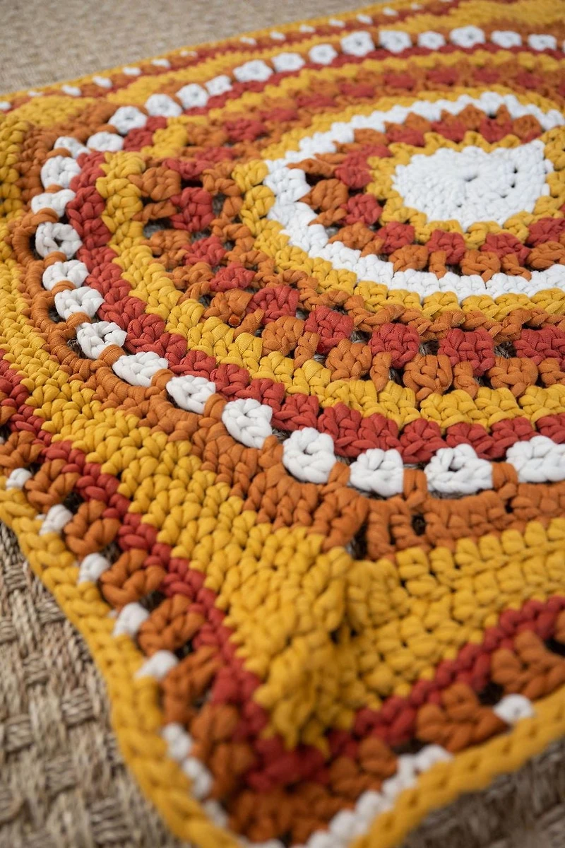 Lion Brand Cover Story Lazy Days Thick & Quick Yarn #6 Super Bulky Polyester Yarn 250g/144m 1 Ball