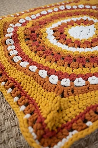 Lion Brand Cover Story Lazy Days Thick & Quick Yarn #6 Super Bulky Polyester Yarn 250g/144m 1 Ball