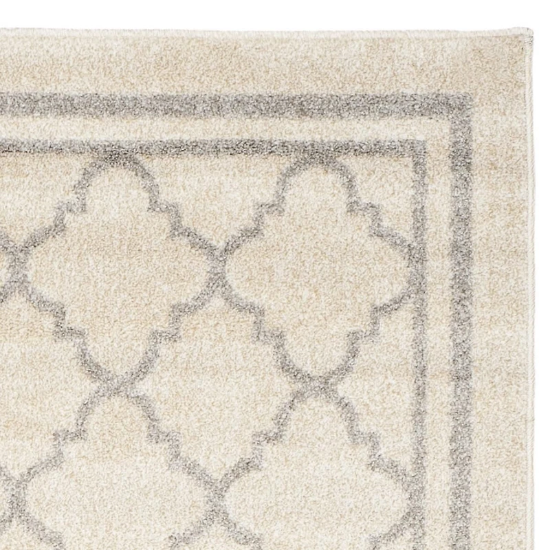 SAFAVIEH Amherst Trina Geometric Area Rug